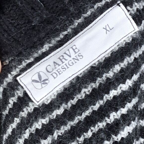 Carve Designs Women's Wool Blend Shawl Black White Striped Cardigan XL - Picture 8 of 8